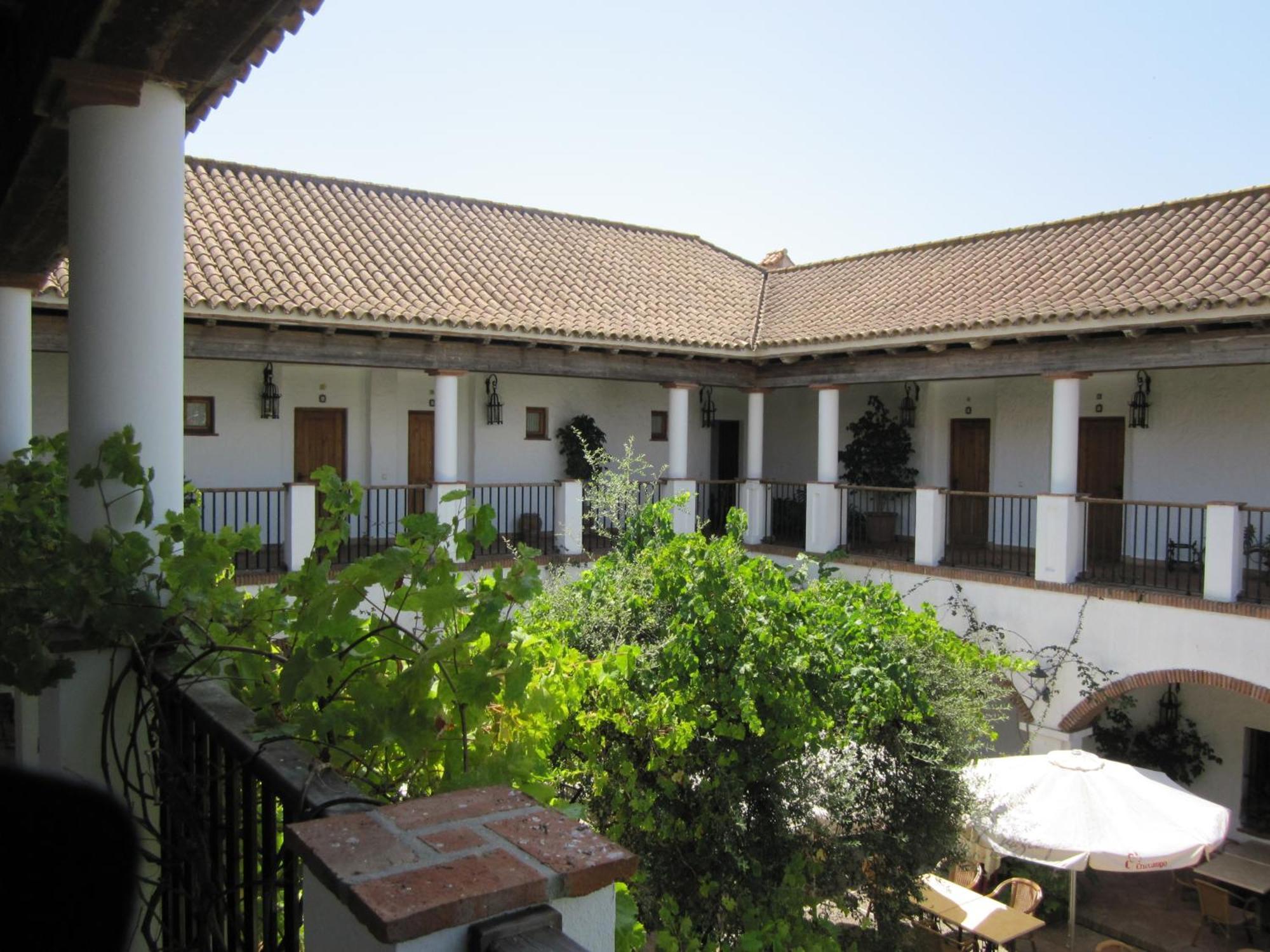 Hotel Cortijo Las Grullas Benalup-Casas Viejas Exterior foto