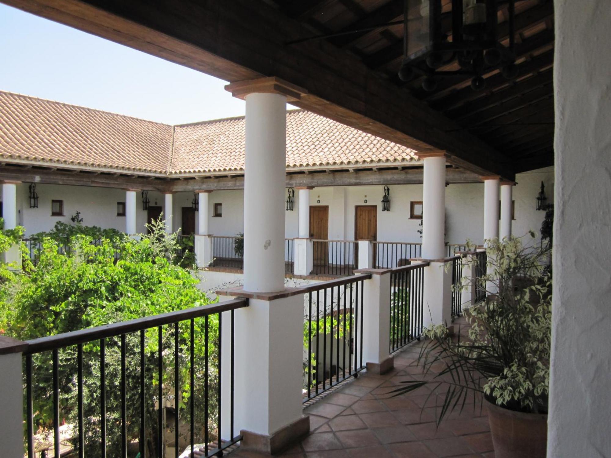 Hotel Cortijo Las Grullas Benalup-Casas Viejas Exterior foto