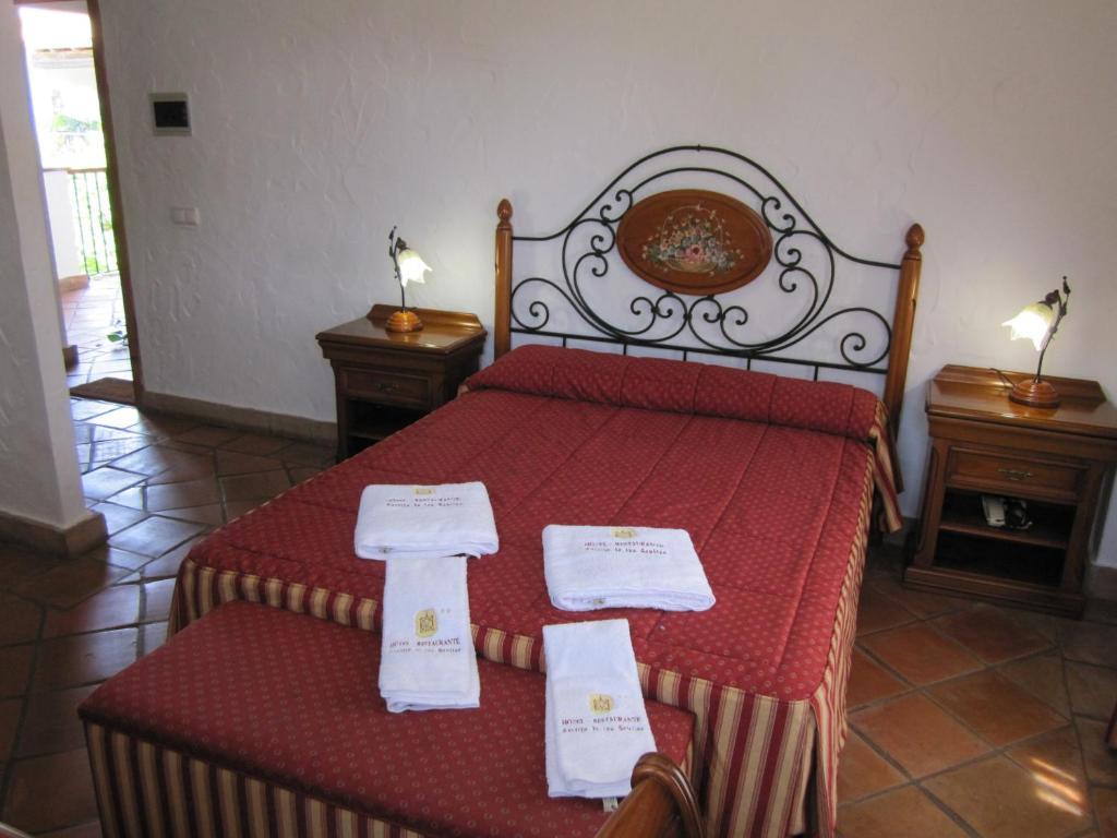 Hotel Cortijo Las Grullas Benalup-Casas Viejas Quarto foto